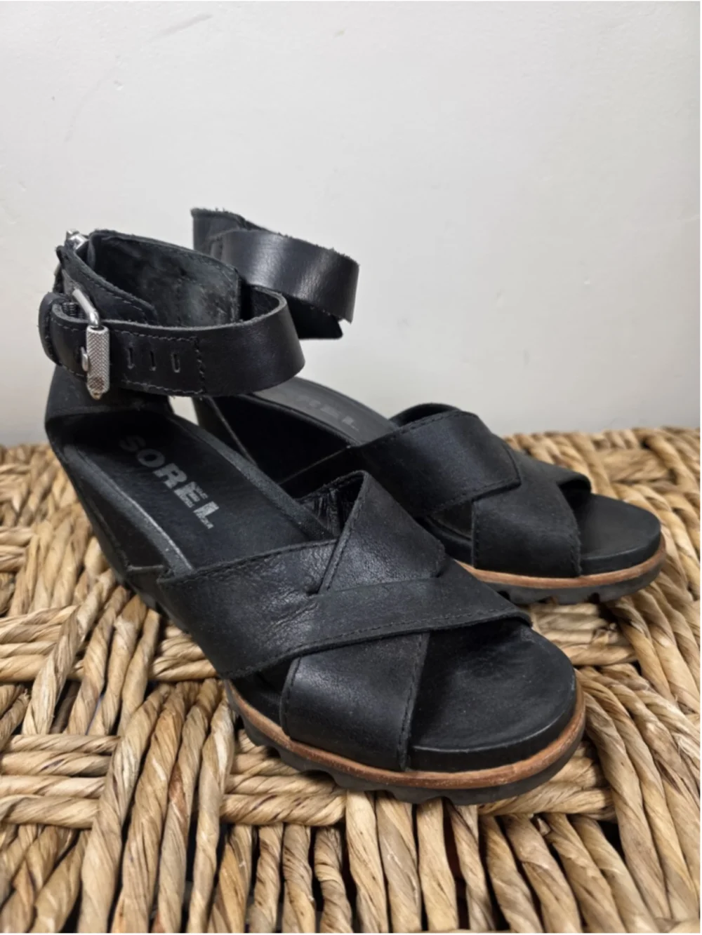 Sorel Joanie II Wedge Sandals Black Leather Ankle Strap Zip Womens US 7.5